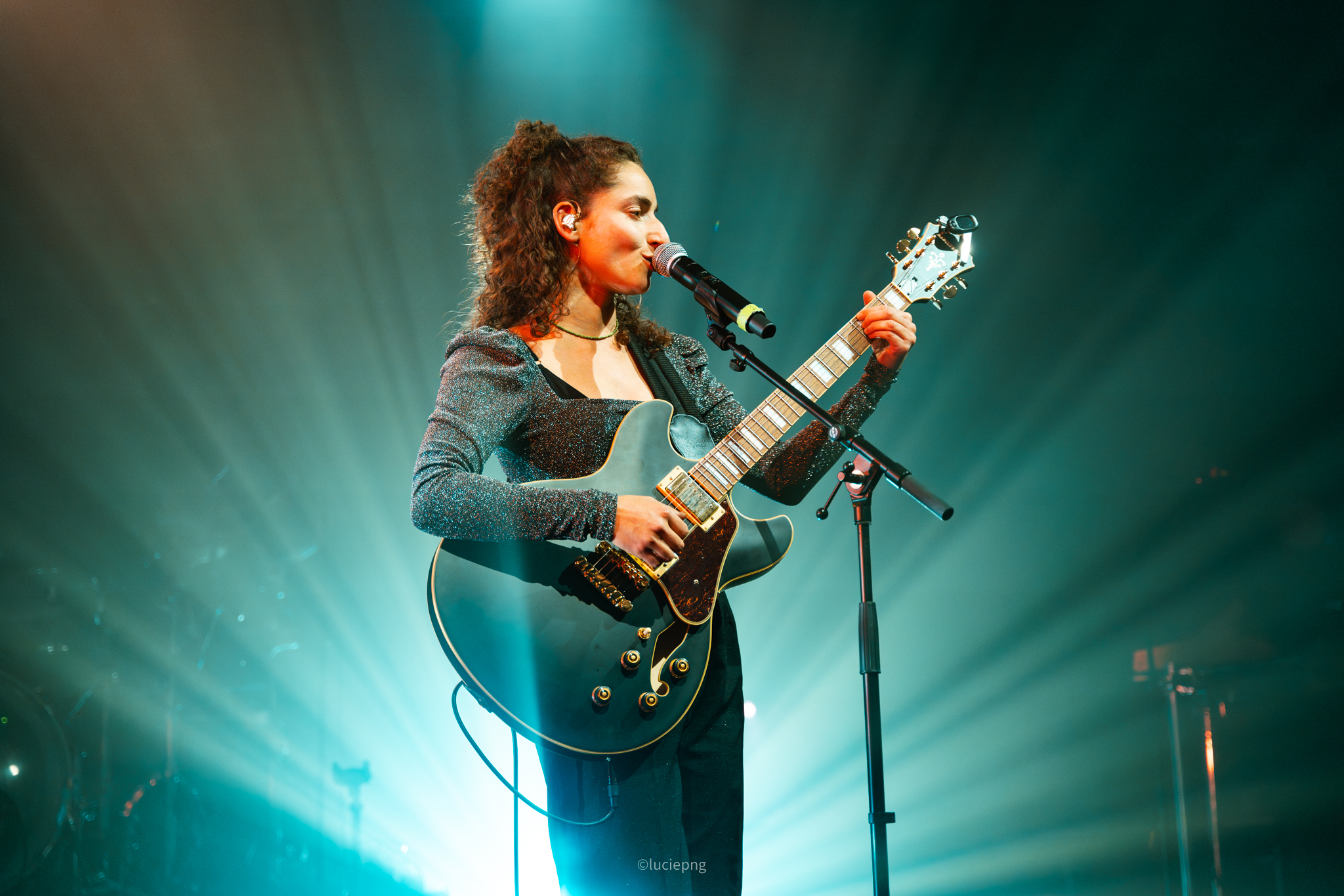 LUCIE POCHET-05